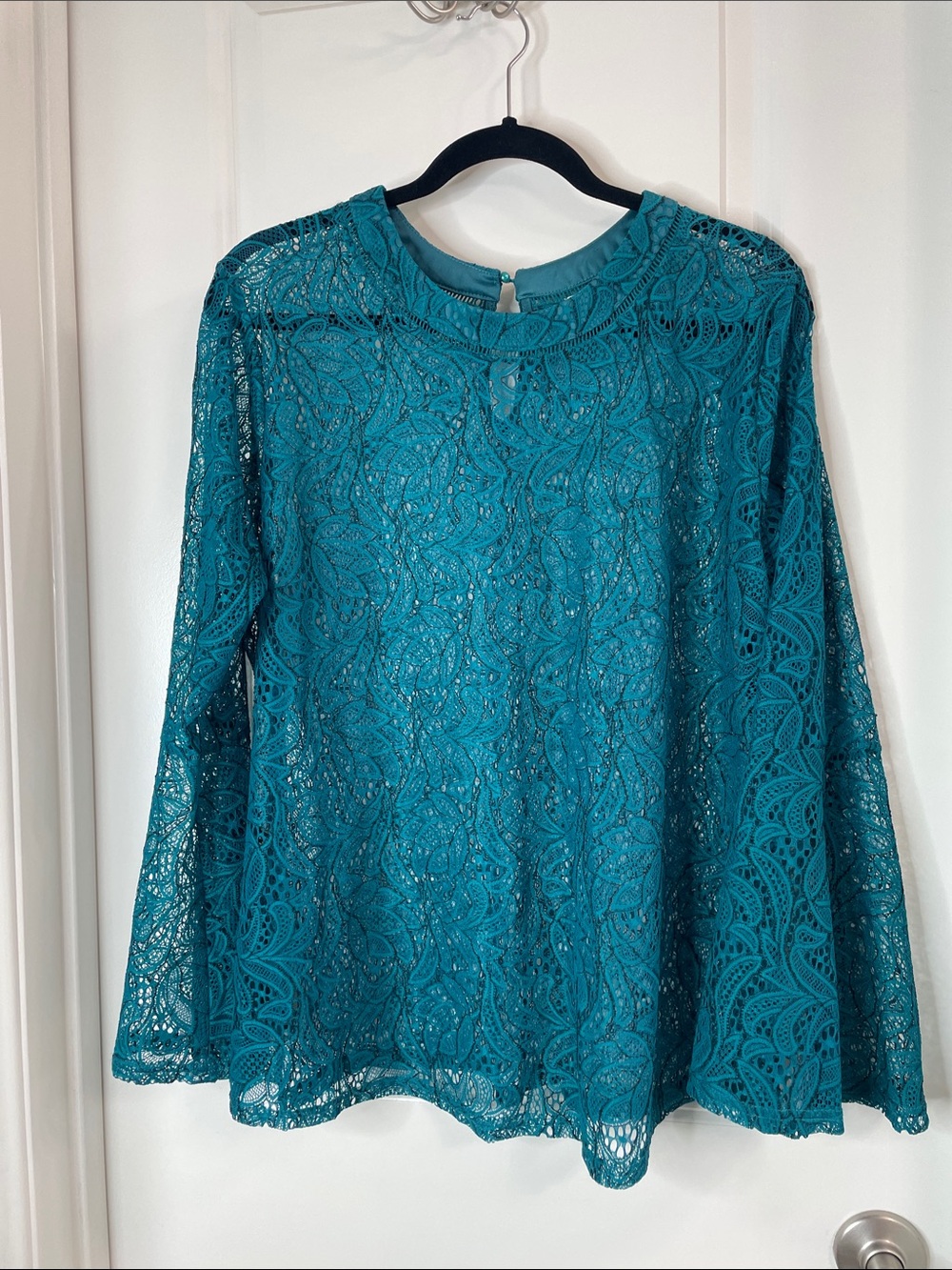 Ultra Pink Teal Lace Long-Sleeve Blouse